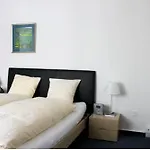 Ema House Serviced Seefeld * ציריך