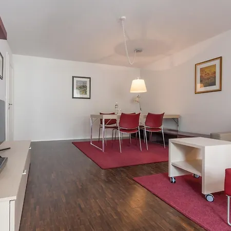 Ema House Serviced Apartments, Seefeld