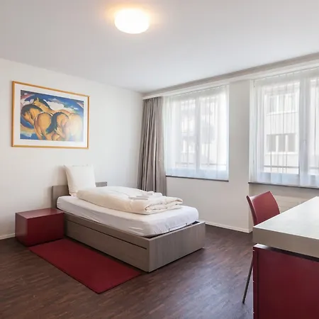 Ema House Serviced Seefeld アパート